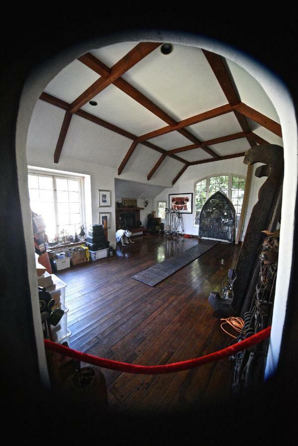 Hospedagem domiciliar Famous Director's 1926 Dark Arts Castle Of Oddities Los Angeles
